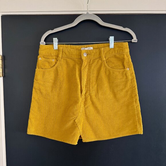 Zara Corduroy Mini Skirt Size M - Picture 1 of 4
